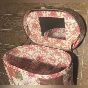 Vintage Tri Coastal Design Paris Eiffel Tower Design Storage Box w/Tray